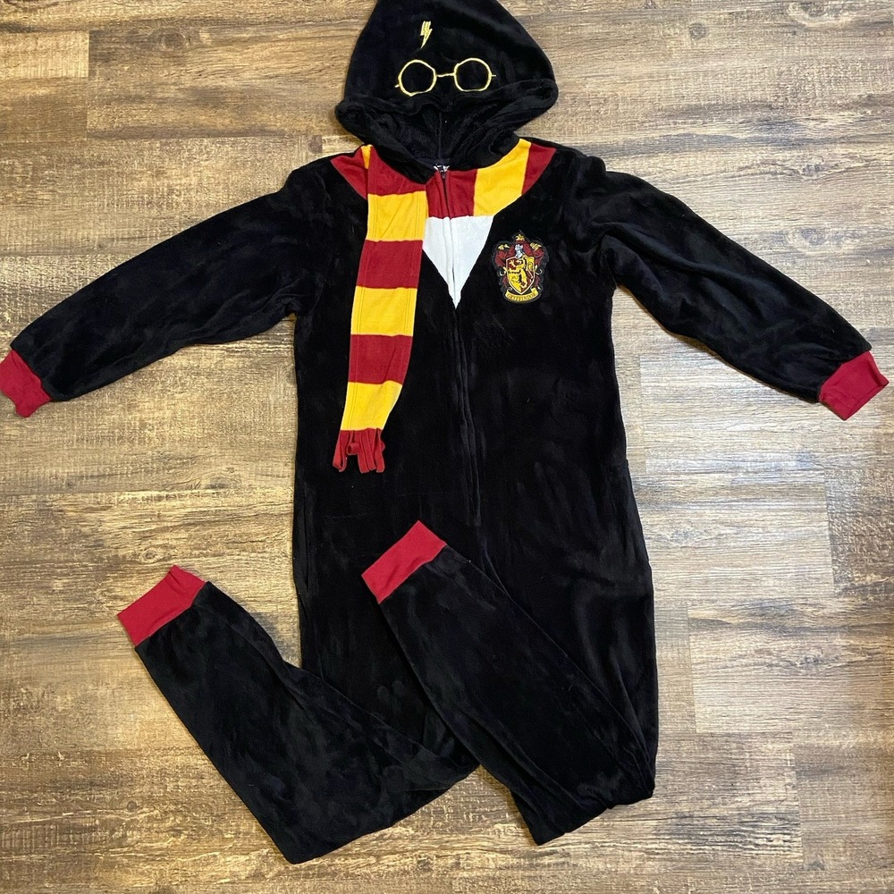 Harry Potter Gryffindor Pajamas S-M Hooded‎ Fleece Cozy Core Wizard Dorm Fandom